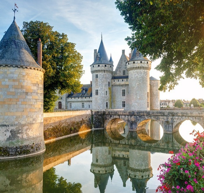 Cadre château décoration Montaigne